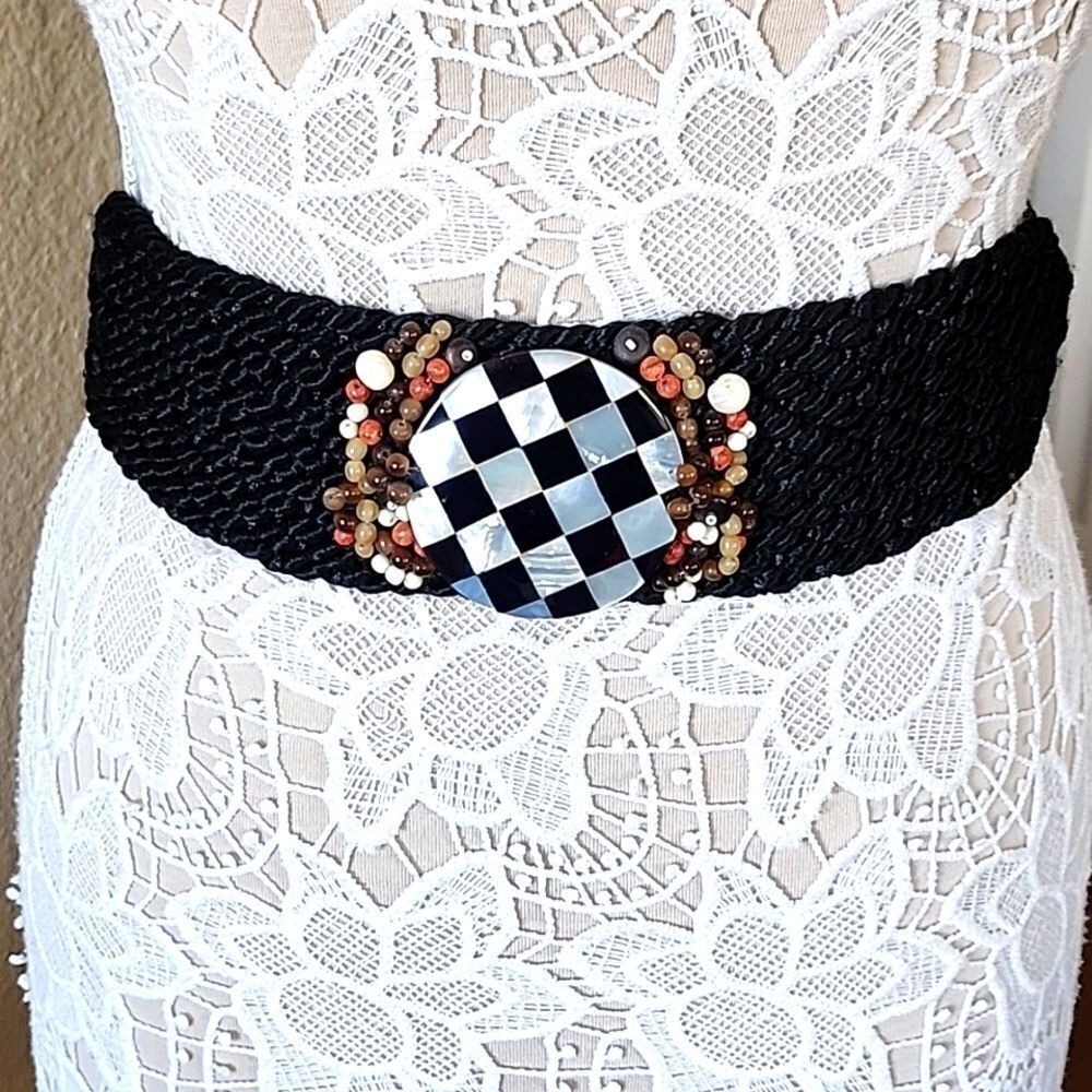 Vintage Mother of Pearl and Glass Bead Belt Boho Chic Y2K Dopamine 70's 80's